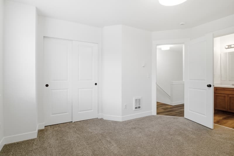 Lakewood Condo: Gravelly Lake Townhomes 8911 Gravelly Lake Dr SW - 116