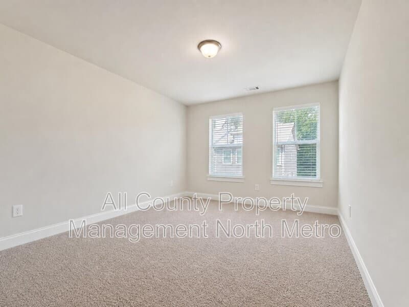 Woodstock House: 797 Stickley Oak Way