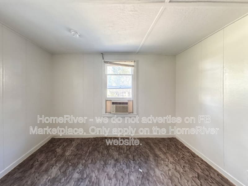 Lake Panasoffkee House: 1710 NW 29th Rd