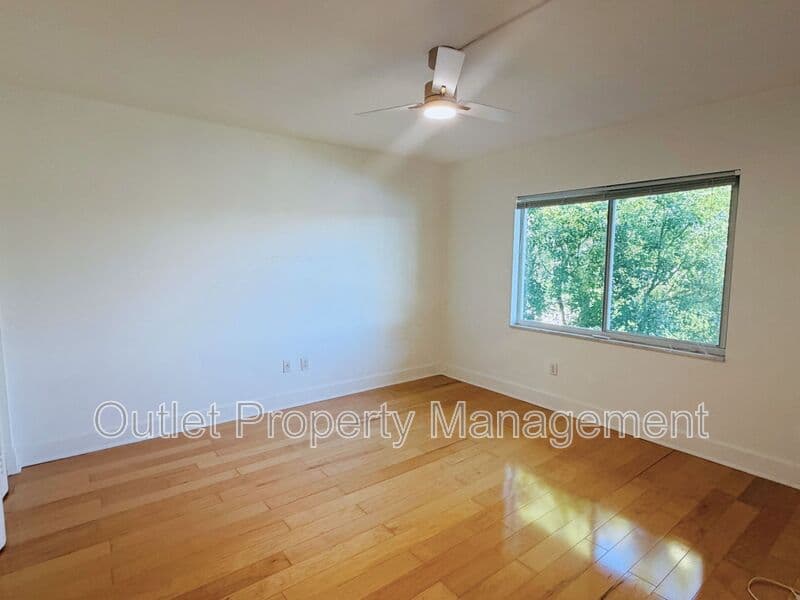 Maitland Condo: 1140 S Orlando Avenue