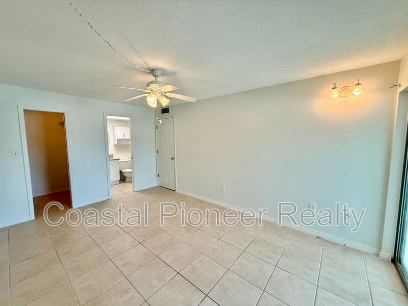 New Port Richey Condo: 5111 Amulet Dr