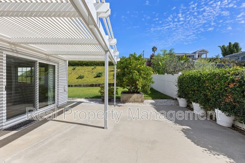 Carlsbad House: 3250 Westwood Drive