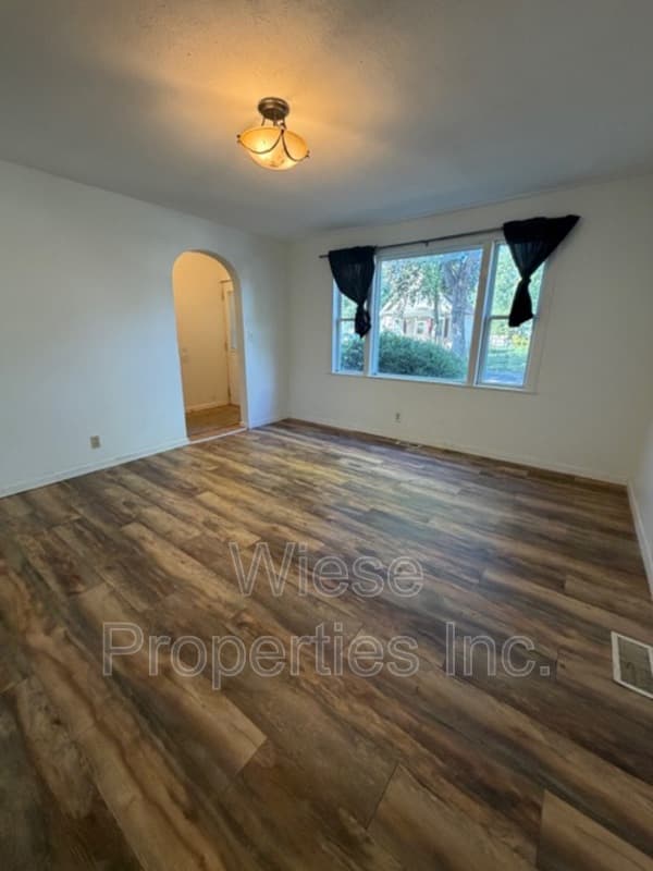 Springfield House: 2012 North 17th Street