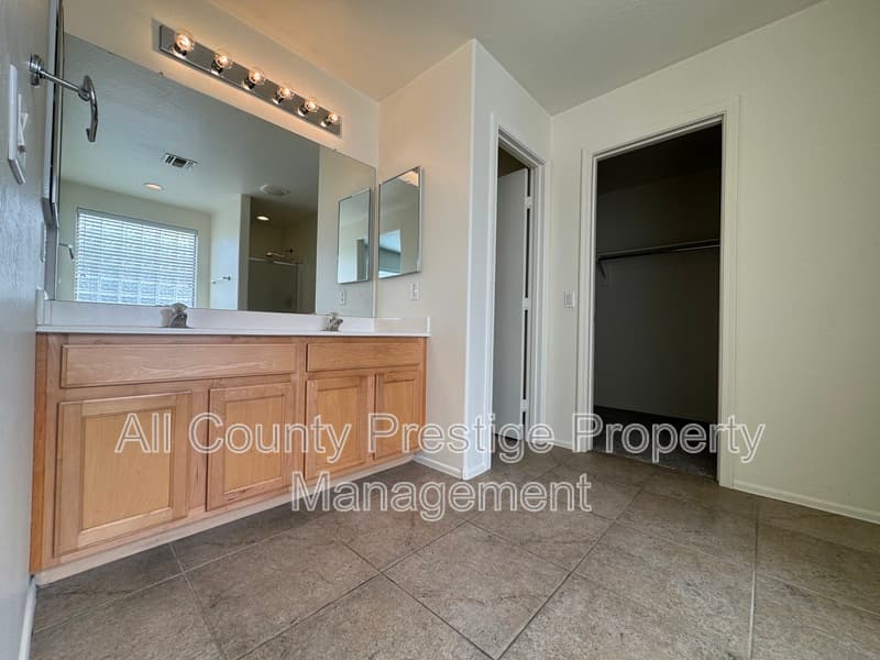 Laveen House: 6859 W Darrel Road