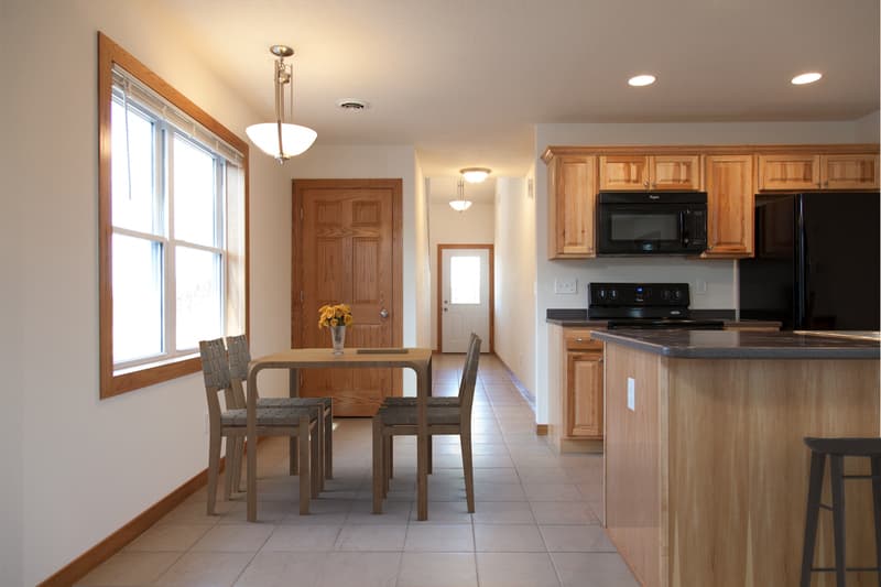 hudson Townhome: 780 magoo Road