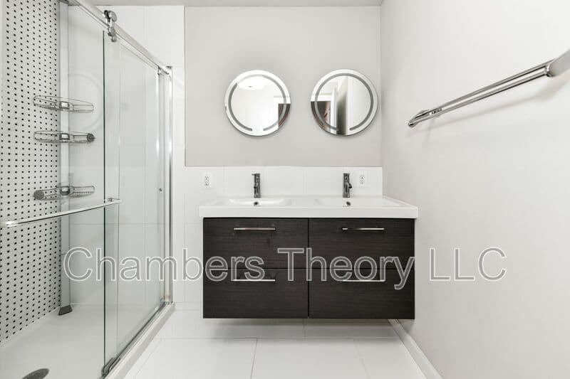 Reston House: 11475 Washington Plz W