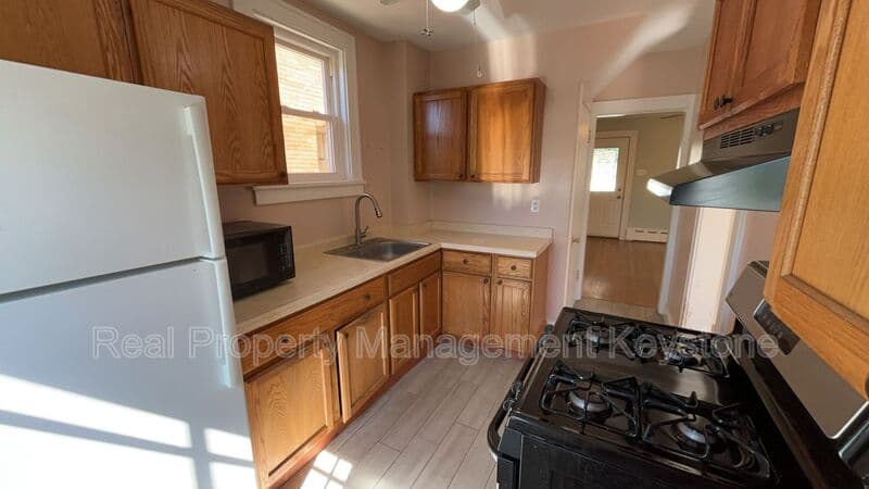 Pittsburgh House: 1428 Bellaire Place