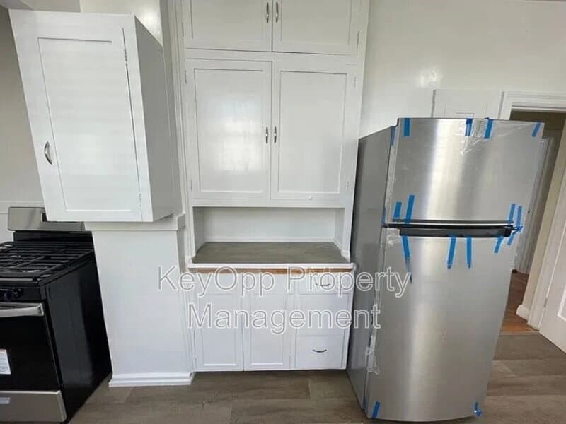San Francisco Condo: 1666 24th Avenue