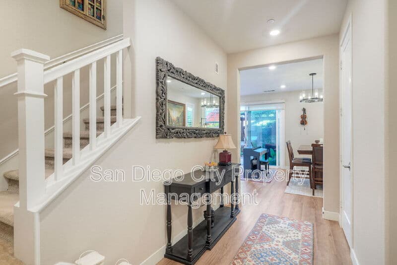Carlsbad House: 1817 Artemisia Ct