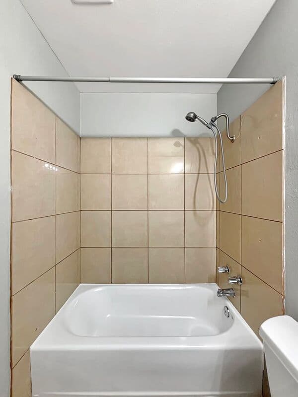 San Diego House: 3477 Aveley Place
