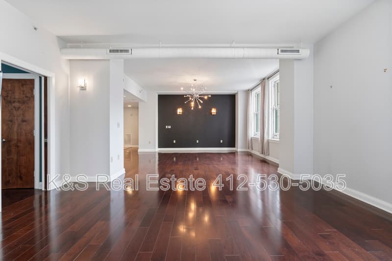 Pittsburgh Condo: 306 Fourth Avenue - Unit 302