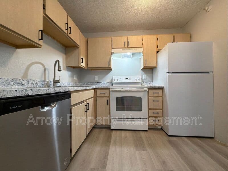 Nebraska City Condo: 1216 South 2nd Street
