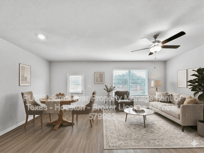Iowa Colony House: 2510 Green Jasper Dr