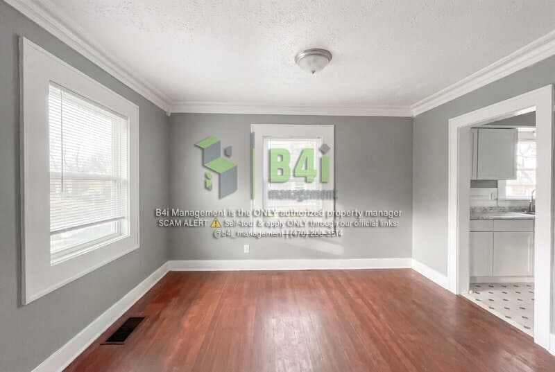 Columbus House: 800 Fulton Avenue