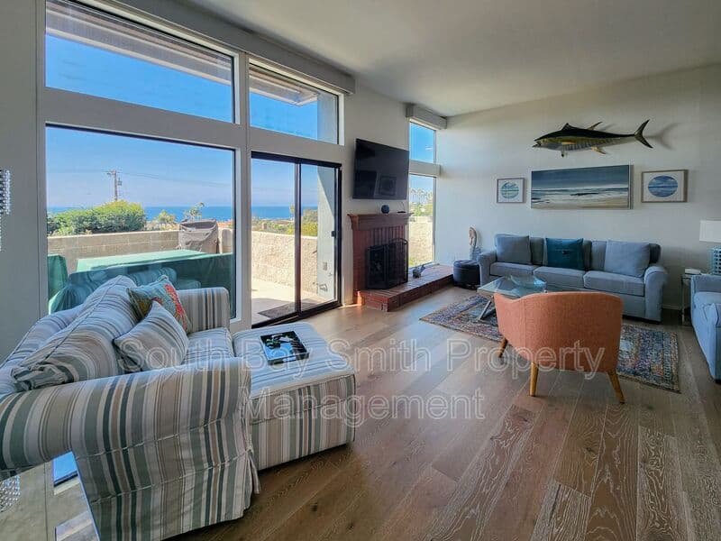 Redondo Beach Condo: 420 Palos Verdes Blvd