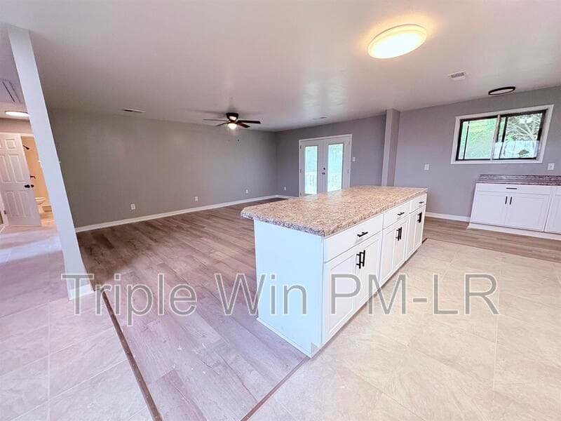 Cabot House: 8475 John Harden Drive