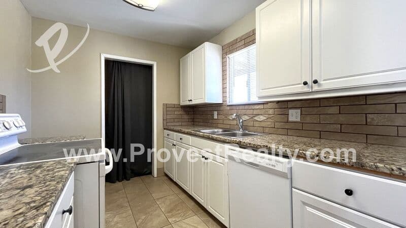 Pinon Hills House: 2300 Rattlesnake Gulch Rd