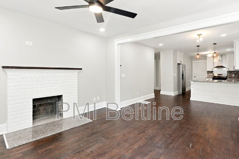 Atlanta House: 1164 Sells Avenue Southwest