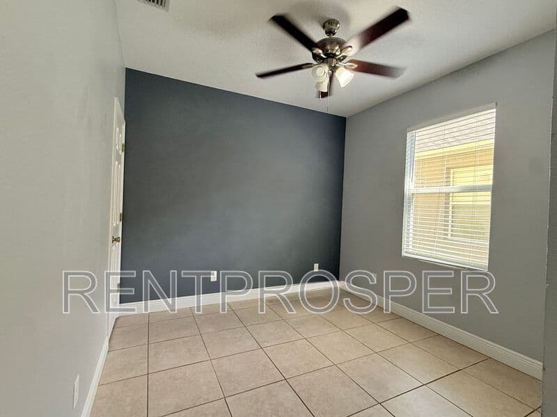 Melbourne House: 4205 Canby Dr