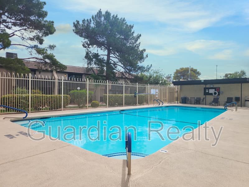 Las Vegas Townhome: 3251 Longford Way