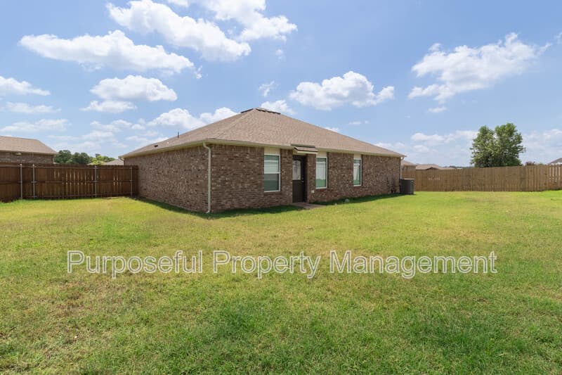 Harrah House: 3793 Louthea Lane