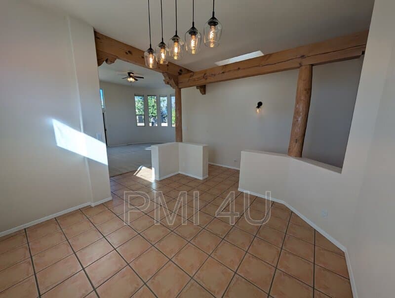 Albuquerque House: 12612 Carmel Ct NE