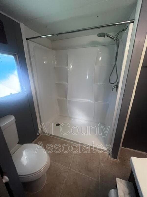 Holiday House: 1844 Mary Ln