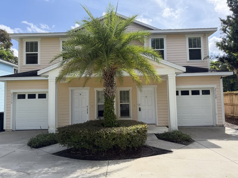 Orlando Condo: 2553 South Mills Avenue