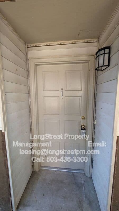 Corvallis Condo: 2135 NW Highland Dr