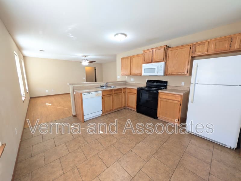 Bentonville Townhome: 1102 SW Quartz Ave