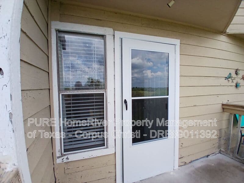 Corpus Christi Townhome: 4401 River Valley Dr