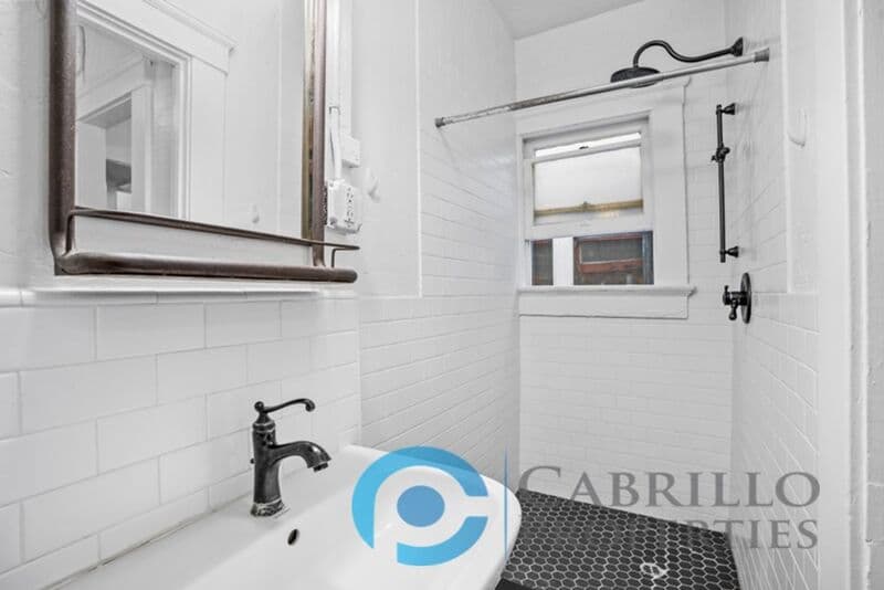 San Diego Apartment: 2241 Fourth Ave