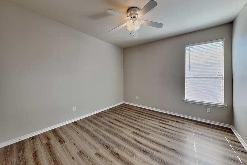 Arlington House: 7601 Yearling Way