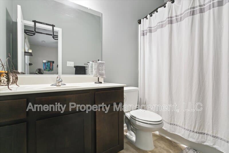 Williamsburg Townhome: 105 Prosperity Court - 1