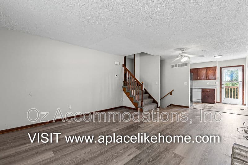 Olathe Condo: 1727 W Spruce St