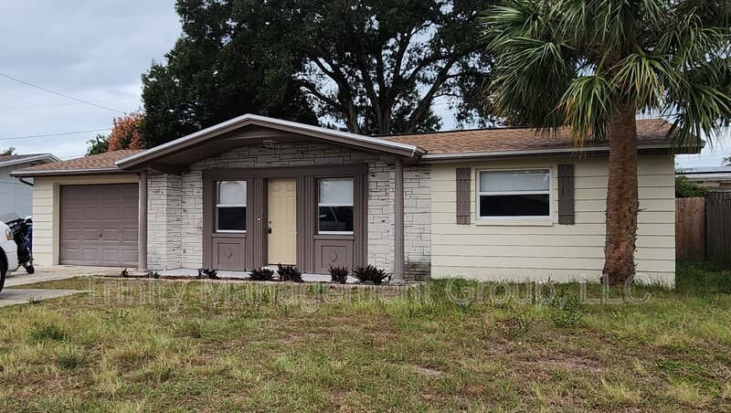 Holiday House: 3547 Cheswick Drive - Room 2