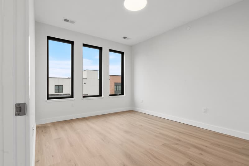 Orange Condo: 407 Highland Avenue - 506