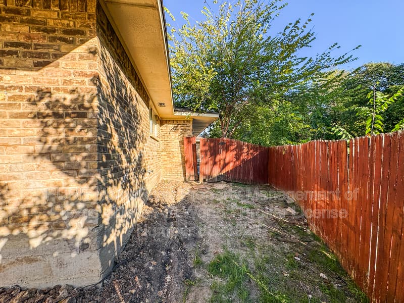Dallas Condo: 12348 Ferris Creek Ln