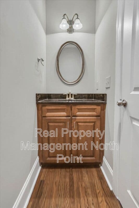 Decatur House: 3026 Eltham Pl