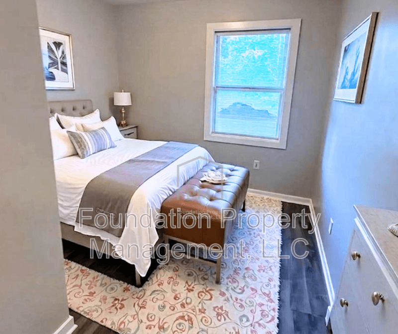 Memphis House: 2601 Dakar Avenue