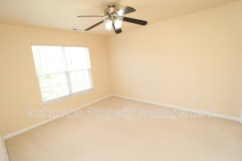 Raleigh House: 12554 Honeychurch St
