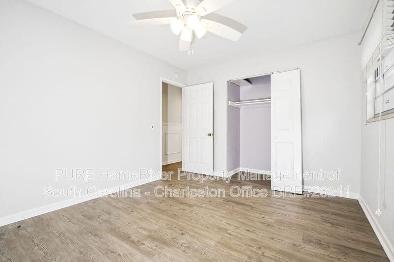 Charleston House: 628 Constant Dr