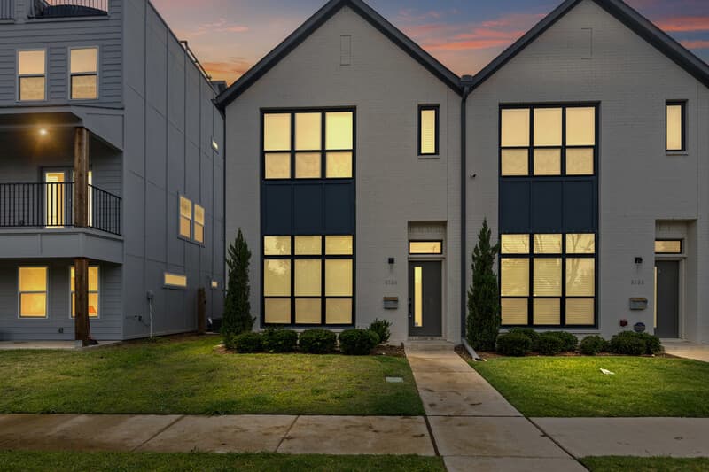 Fort Worth House: 3134 Wayside Avenue
