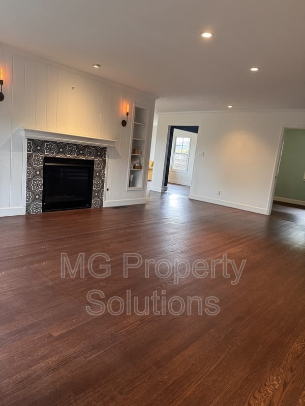 Mill Valley House: 74 Bay Vista Drive