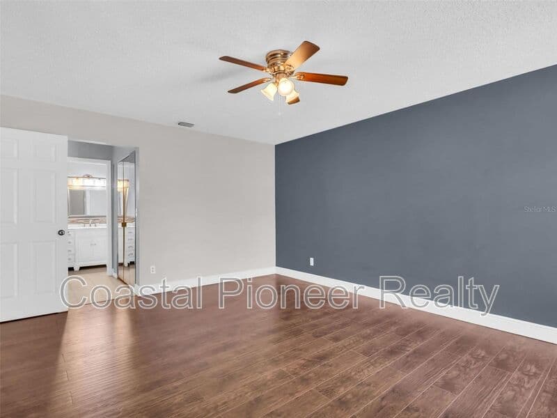 Palm Harbor House: 1801 E Lake Rd
