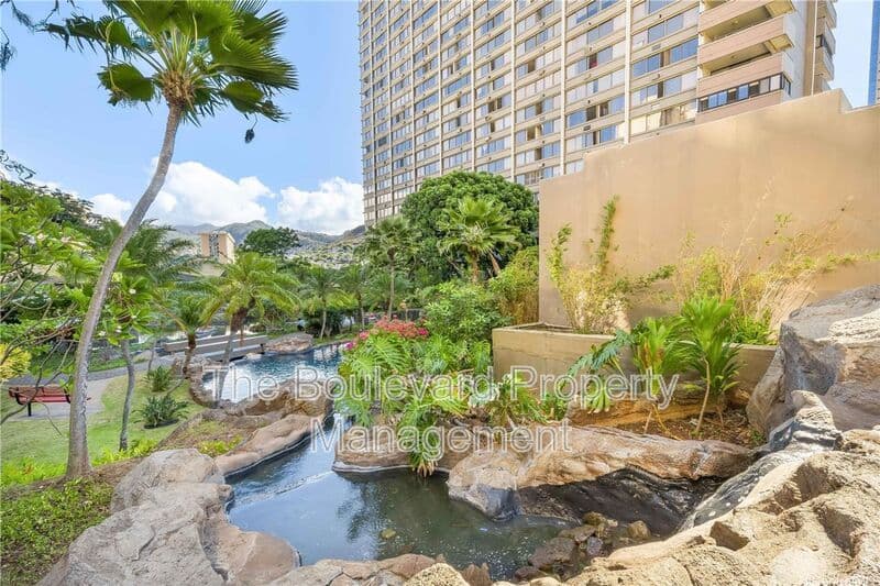Honolulu Condo: 55 S Kukui St