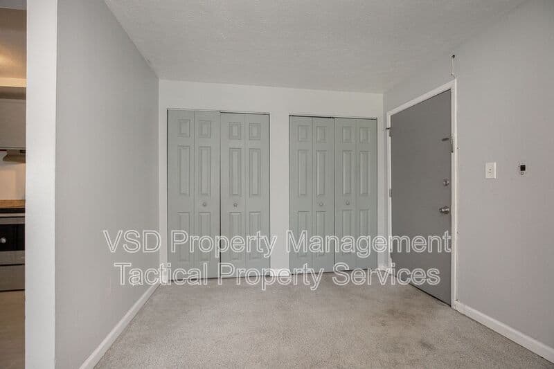 Euclid Condo: 26660 Tungsten Rd