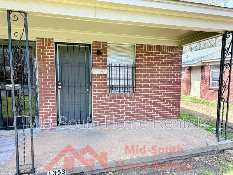 Memphis Condo: 1353 Fairfax St