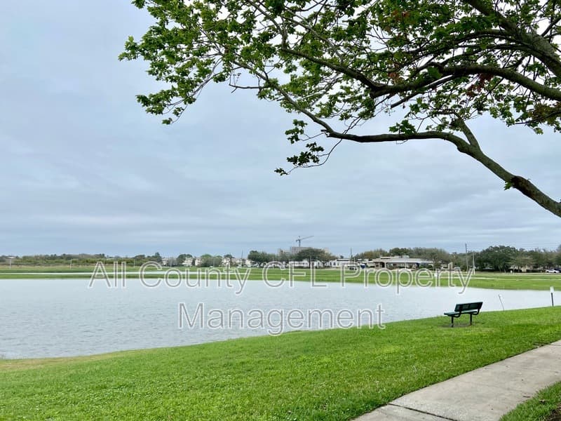 Kissimmee Condo: 401 Fountainhead Circle