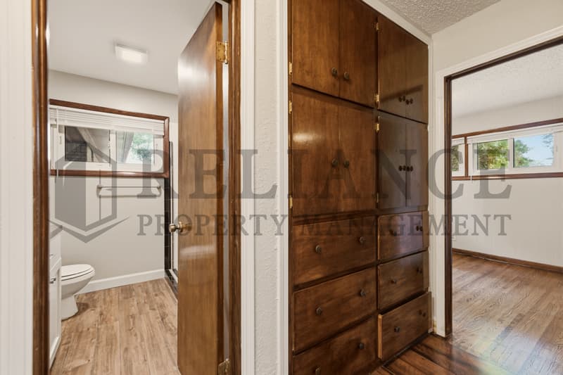 Wichita House: 9923 West Binter Lane